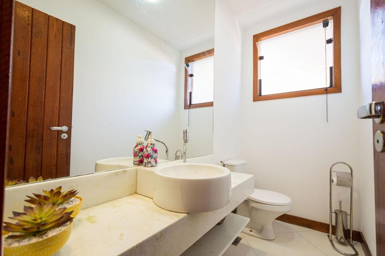 Casa Espetacular Entre Geriba E Ferradurinha - Wifi 200Mb - Piscina Do Codominio - 700 M Da Praia - Garagem - 4 Suites - Area Gourmet Privativa - Cozinha Equipada - Area Kids - Portaria 24H - Ar Condicionado Armacao dos Buzios Exterior photo