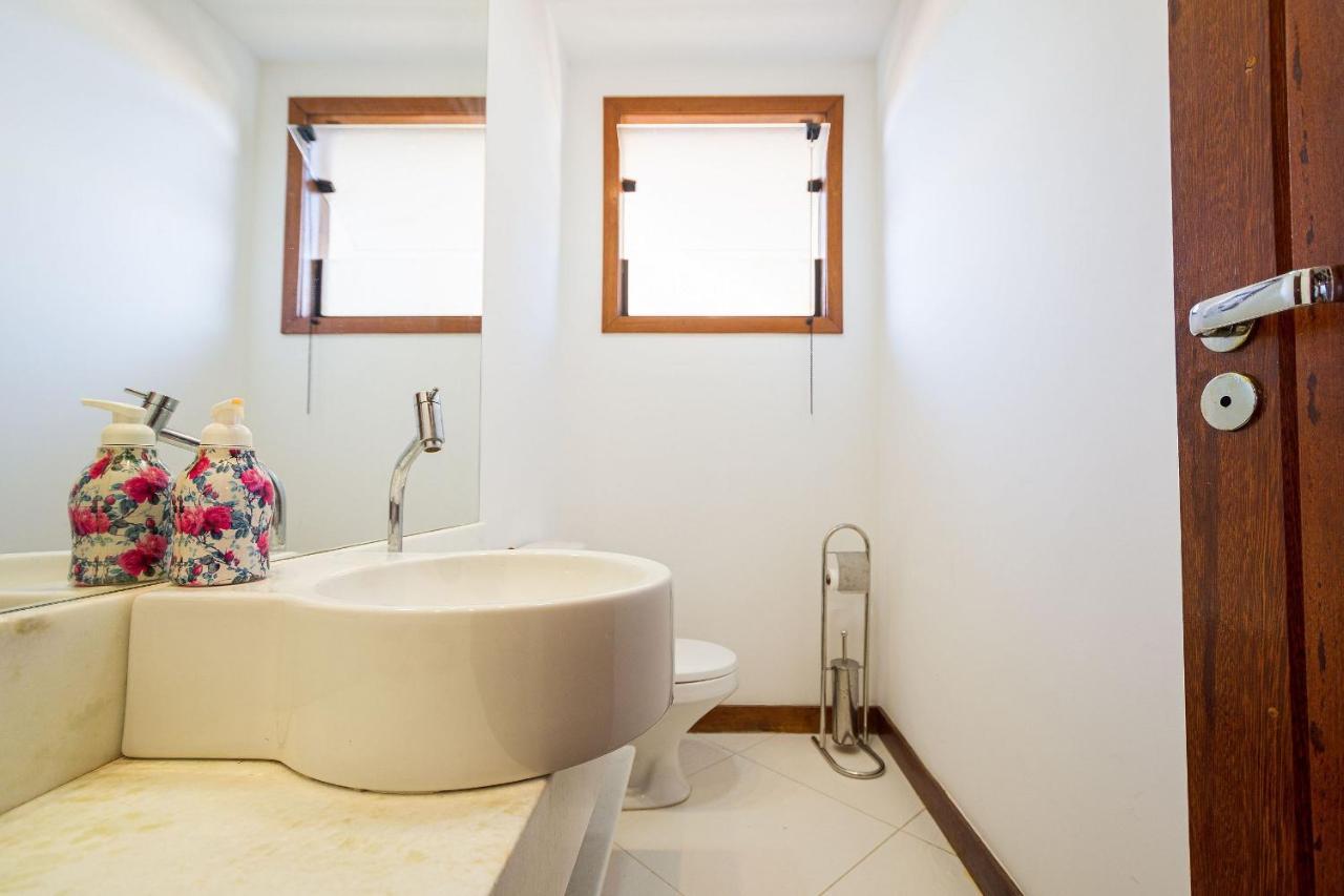 Casa Espetacular Entre Geriba E Ferradurinha - Wifi 200Mb - Piscina Do Codominio - 700 M Da Praia - Garagem - 4 Suites - Area Gourmet Privativa - Cozinha Equipada - Area Kids - Portaria 24H - Ar Condicionado Armacao dos Buzios Exterior photo